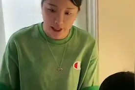 女儿学习拖拉妈妈无奈发飙，一番灵魂说教引议论，网友：感同身受
