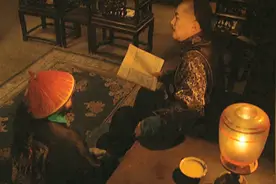 雍正王朝：年羹尧为求原谅，亲自给雍正洗脚，最后的动作别有深意