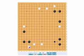 围棋：常见飞进角，大飞小飞大不同。