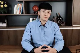 女人一辈子忘不掉的往往不是陪她到老的男人，而是第一次的男人！视频封面
