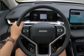 哈弗H6 2.0T四驱：开起来比1.5T爽多了，卖15万性价比很不错啊！