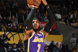 NBA球员集锦：宝刀未老！安东尼对阵开拓者砍24分8板2帽！视频封面