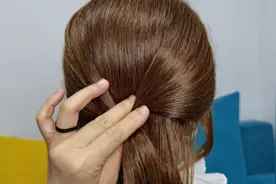 穿旗袍凹造型就扎这种“贵气盘发”发型大气优雅范轻松拿捏