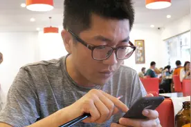 新西兰的重庆餐馆，一碗面15块纽币，折合人民币60多块