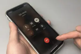 通话声音小不是手机问题，在设置中打一个功能，音质好听又大声视频封面