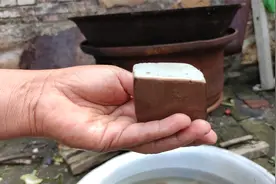 鲜嫩的驴血居然是这样做出来的，竟然还有一面是白色的，你见过吗