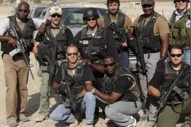 辟谣！中国小伙在叙利亚当雇佣兵赚400万美金？傻子才会相信视频封面