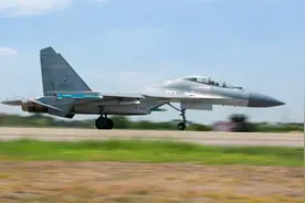 近距离空战能力大增，歼16换装新型设备，专克印度阵风战机视频封面