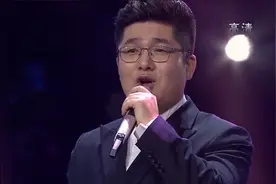 举杯痛饮同声歌颂，友谊万岁！一首《友谊地久天长》感人至深