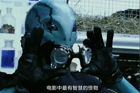 《地狱男爵》里的35种怪物，到底谁最可怕视频封面