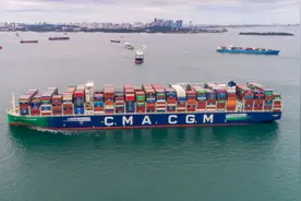 世界最大新型动力船，中国全面打造，载货量达22万吨，强势逆袭视频封面