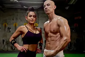 地球最强街健大神，体脂率只有5%，这肌肉力量太强大了吧！