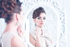 什么！为什么你本人会比镜子里的你丑30%？真的假的？