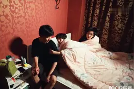 时代少年团宿舍突袭，丁程鑫：我要穿裤子，马嘉祺：我还是不走了