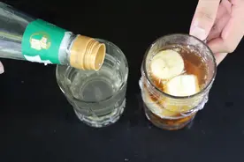 香蕉和白醋放在一起，没想到这么厉害，解决了很多爱美人士的烦恼