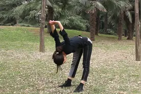 大肚腩不要怕！每天卷30个，瘦肚子瘦全身，比跑步还要好视频封面