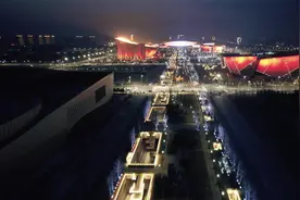 郑州奥体中心的夜景视频封面