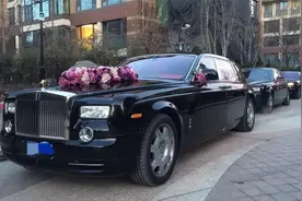 浙江一结婚车队火了，劳斯莱斯开路，40台宝马摩托左右护航视频封面