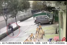 暖心！只因多看了一眼，济南公交司机帮83岁走失老人找到了家视频封面