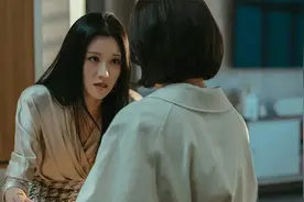 痴情总裁发现情人真实身份，毅然决然选择为爱向小s下跪夏娃13-14视频封面