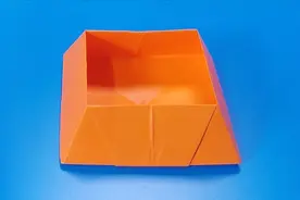 宝宝学折纸：慢动作教你做折纸盒子，可以装玩具的实用盒子！