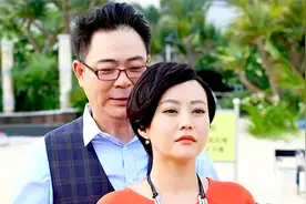 女人发现恶婆婆做事鬼鬼祟祟，一路跟踪后看见的一幕让她大发雷霆视频封面