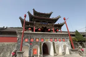 山西发现唐僧像，看看真实唐僧长啥样，看完明白唐僧原来是美男子