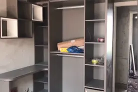 儿童房空间太小，衣柜和书桌又不能少，那就试试这样设计