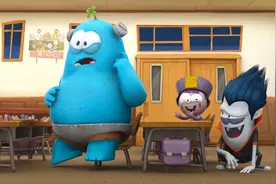 龙龙动漫：调皮小伙深夜闯进教室，不巧被门卫发现，场面十分尴尬