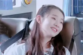 黄子韬张艺凡深情合唱，最后两人甜蜜对望！导师与学员合唱片段视频封面