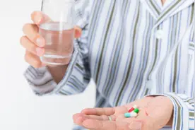 慢性肾衰竭不透析怎么用药？医生：有两种药，可有效提高生存率