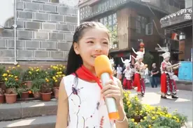 古城稚嫩童声歌唱《五星红旗迎风飘扬》，向新中国成立70周年献礼