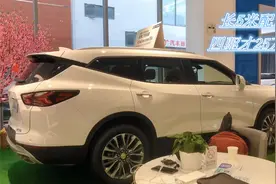 家用SUV入手开拓者也香！长5米配7座，四驱才25万左右视频封面