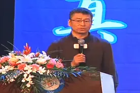 白岩松：恋爱是喜欢对方的优点，结婚是能接受对方的缺点