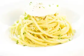 宝宝拉肚子别只知道喝白粥了，这些食物都可以吃，对腹泻效果好视频封面