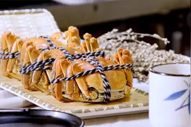 河蟹上席百味淡，一个视频带你了解梁子湖大闸蟹的“一生”！视频封面