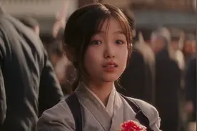 女孩貌似天仙，却被父亲卖进艺馆，长大后成头牌花魁！日本剧情片视频封面