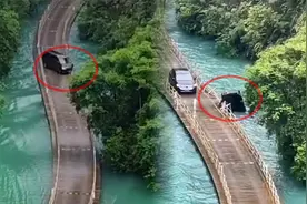 100秒复盘！律师解读恩施浮桥车辆落水事件