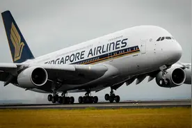 全球十大客机排名，波音747只能排第三，第一名为"双层客机"