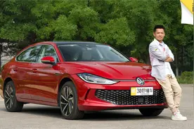 同级唯一无框车门大溜背 1.4T省油给力 辣评全新凌渡L视频封面