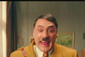 战争似乎离我们很遥远，但又近在咫尺。他玩揭露了人性的丑与美。视频封面