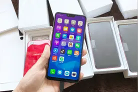 支持面部解锁的OPPO A3，配备刘海全面屏，450元捡漏库存展示手机视频封面