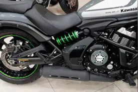 川崎美式巡航太子车，动力强颜值高，配ABS，售7.88万，摩旅神器