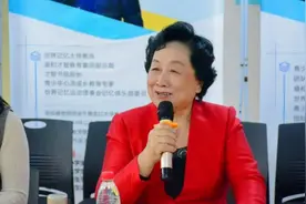 教育专家卢勤：2成就感，你的信任期待，是孩子坚持最大的动力