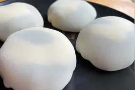 想吃雪媚娘自己在家做，配方比例详细，软糯香甜，饼皮3天都不硬视频封面