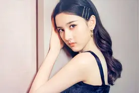 宋祖儿颜值崩了？22岁就瘦到“脱相”，综艺节目中让人认不出！