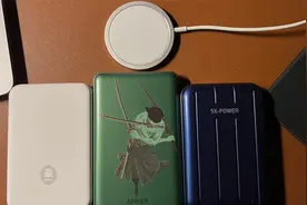 适合iphone13的磁吸充电宝