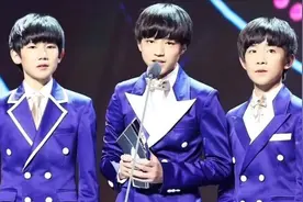 谁说TFBOYS不和了？三小只回忆初次见面，小凯千玺的缘分竟因为这视频封面