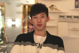 刘力宾！过去的都是回忆，未来的皆是惊喜，中国男排加油~视频封面