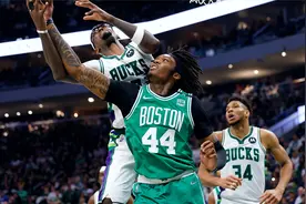 绿军首发中锋接受膝关节镜手术，曾带伤打完总决赛，预计缺席月余视频封面